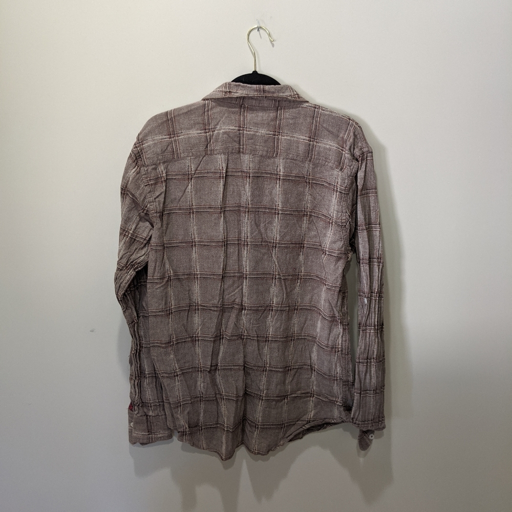 Flannel button up - Picture 4 of 4